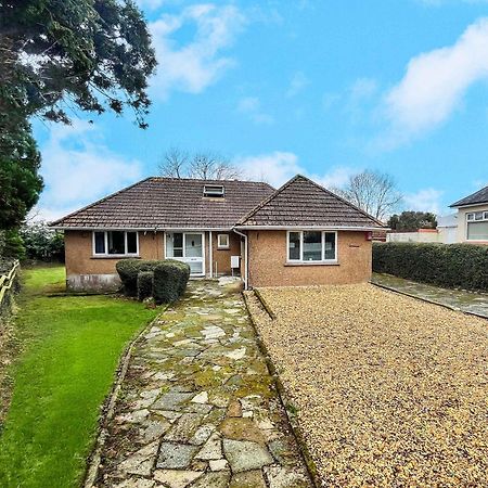 The Lockett Wonderful Large Bungalow Plympton, Plymouth Free Parking By Staystaycations מראה חיצוני תמונה