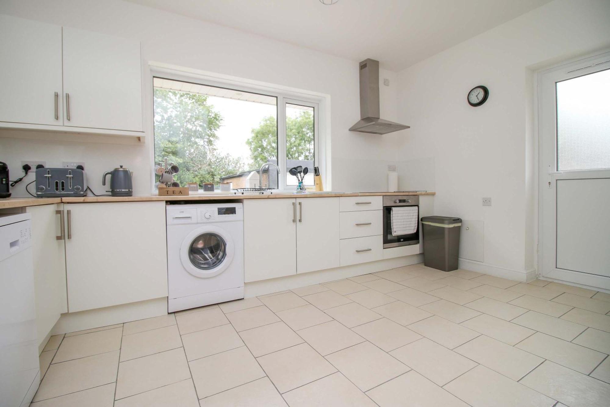 The Lockett Wonderful Large Bungalow Plympton, Plymouth Free Parking By Staystaycations מראה חיצוני תמונה